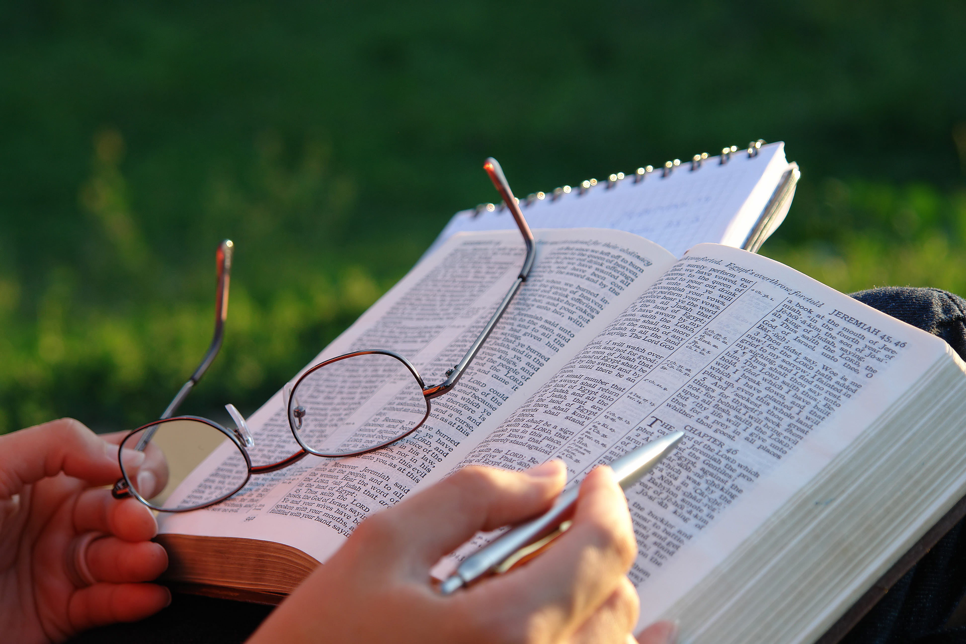 Open Bible